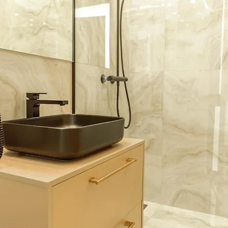Hotel apartamentowy Belleview Boutique Suites (Adults Only)